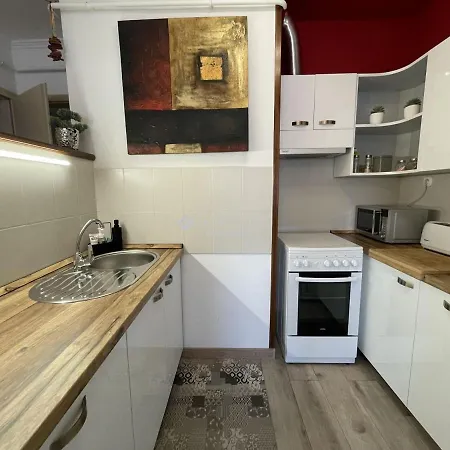 Ybs Apartman Apartment *